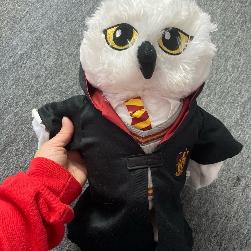 Harry Potter Build-A-Bear Hedwig the Owl Gryffindor Plush with Robe  12”